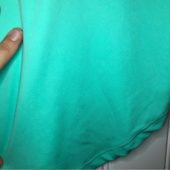 PINK Victoria’s Secret Green & White Tank Top Size Medium - Picture 4 of 9